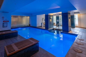 Perfect 4 Bdrm Penthouse open for 8 guests